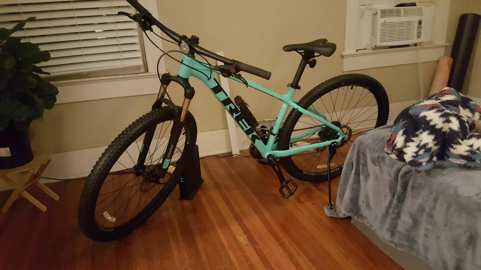 2019 Trek Green y Black