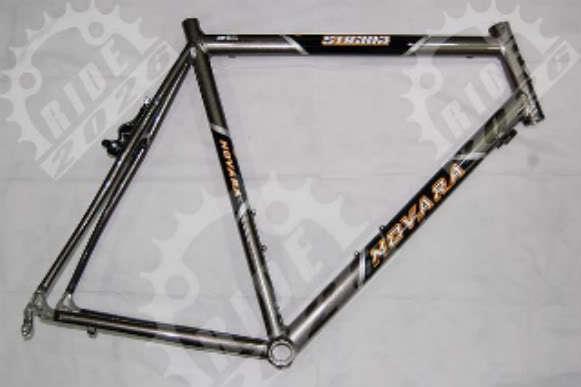 2004 Novara Strada  Silver or Gray