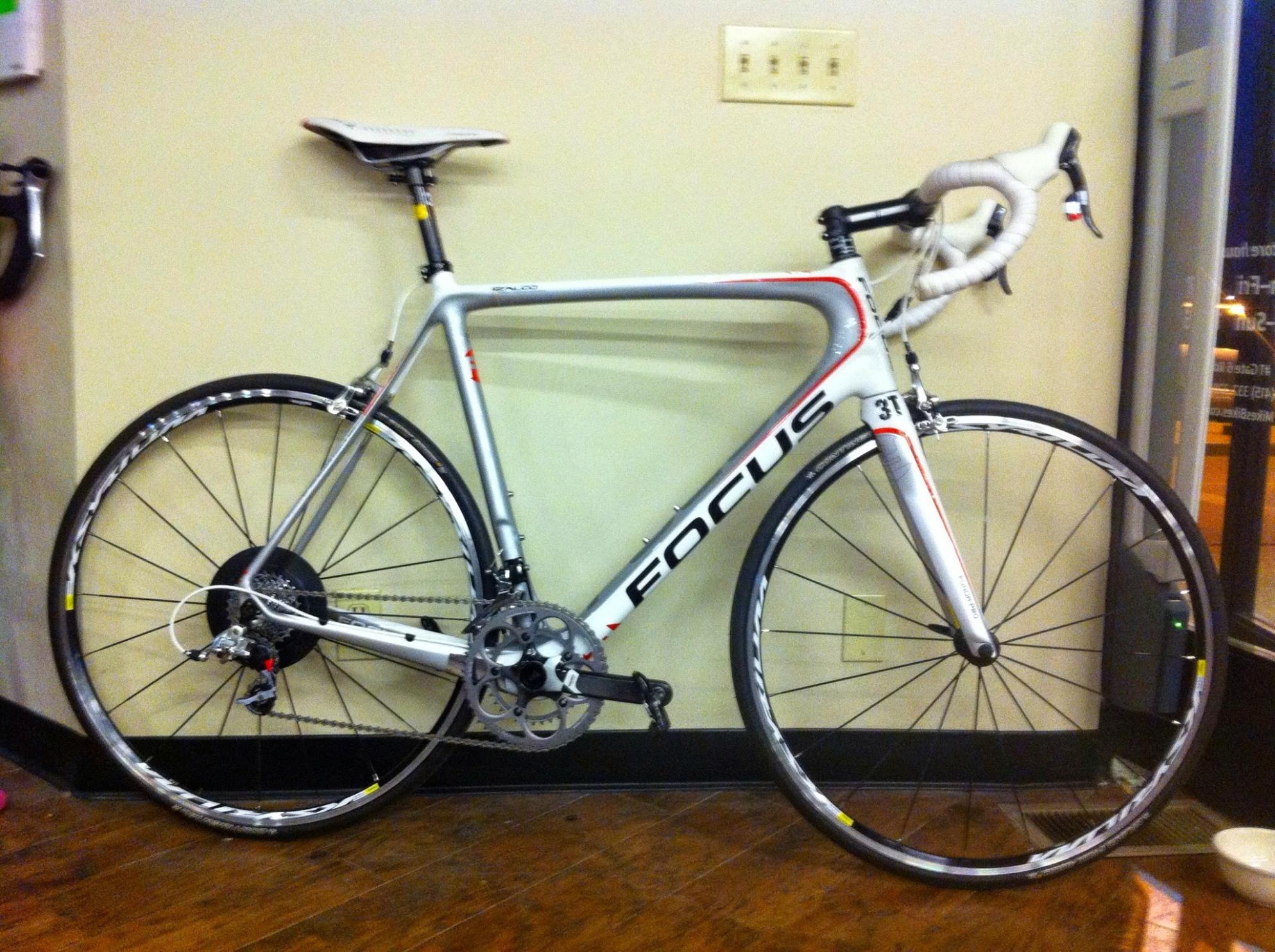 2011 Focus Izalco White