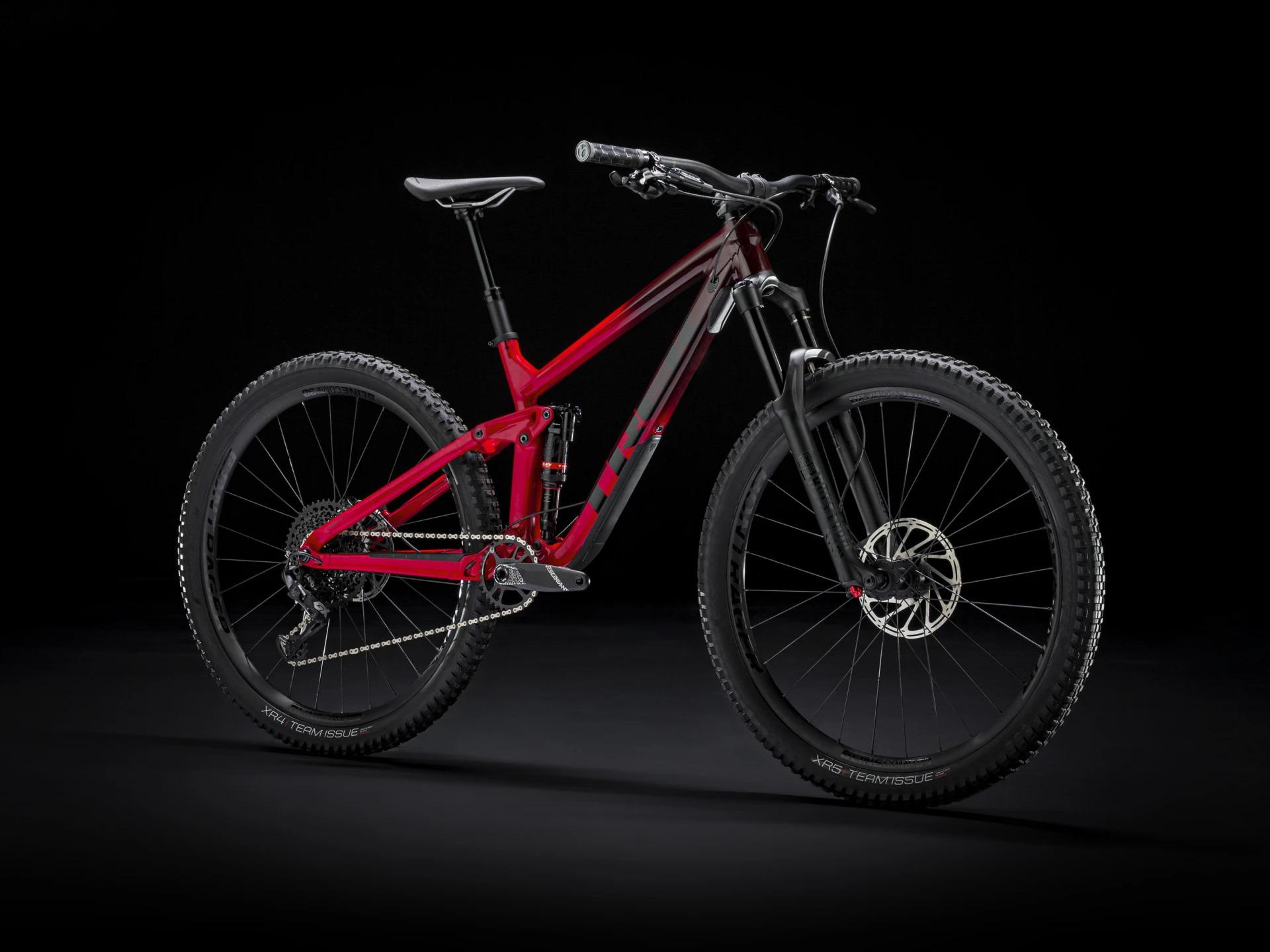 2020 Trek Slash 8 Cobra Blood to Magenta Flip Red and Black