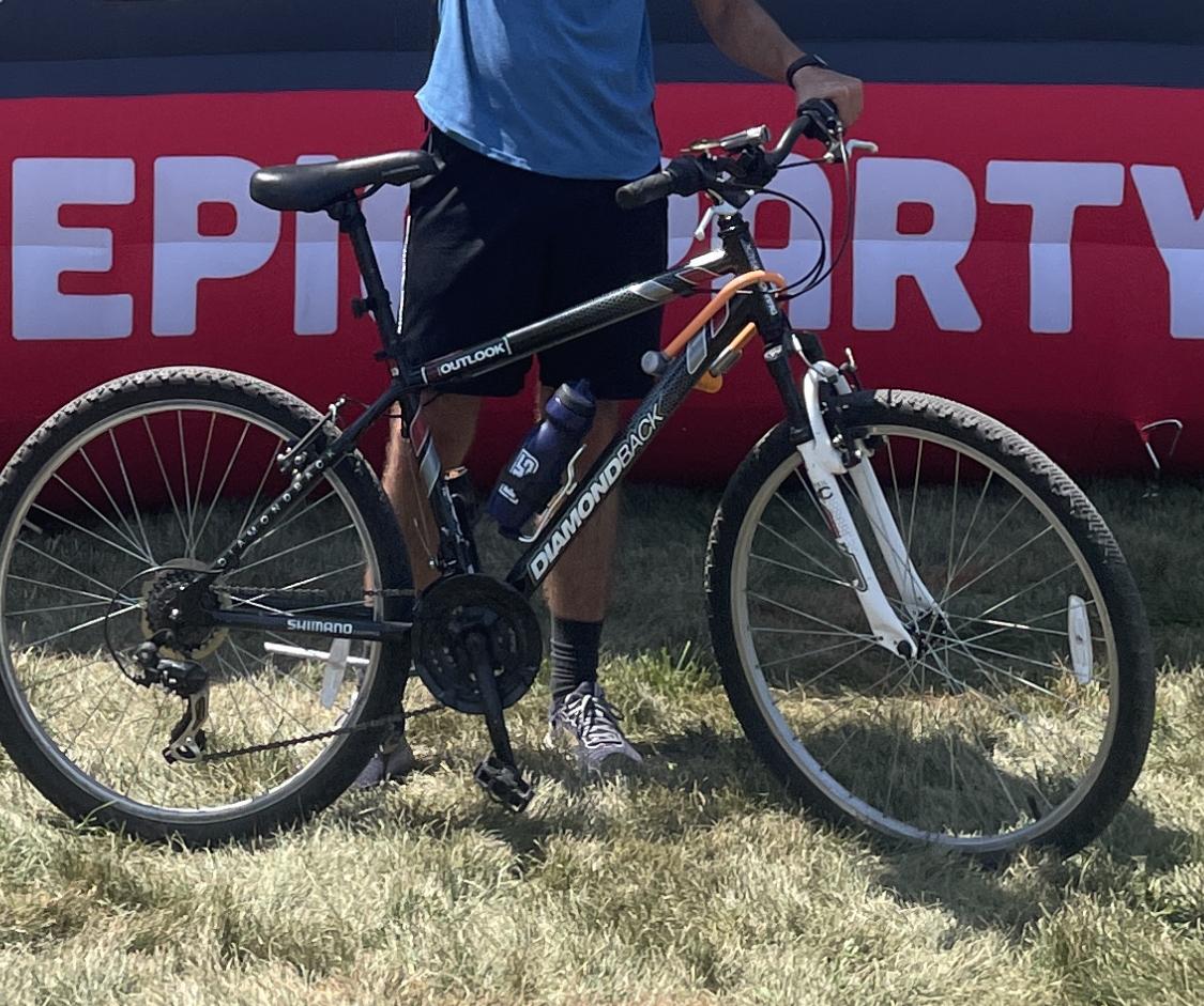 2010 Diamondback Outlook Black and Red