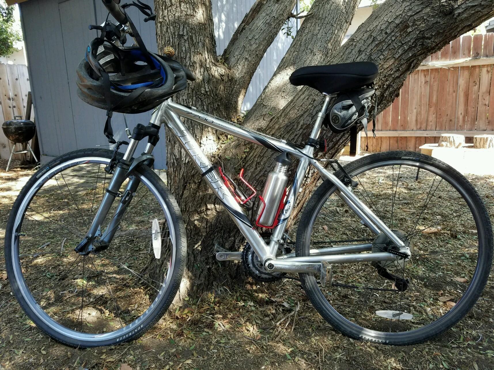 2005 Trek 7700 Silver or Gray