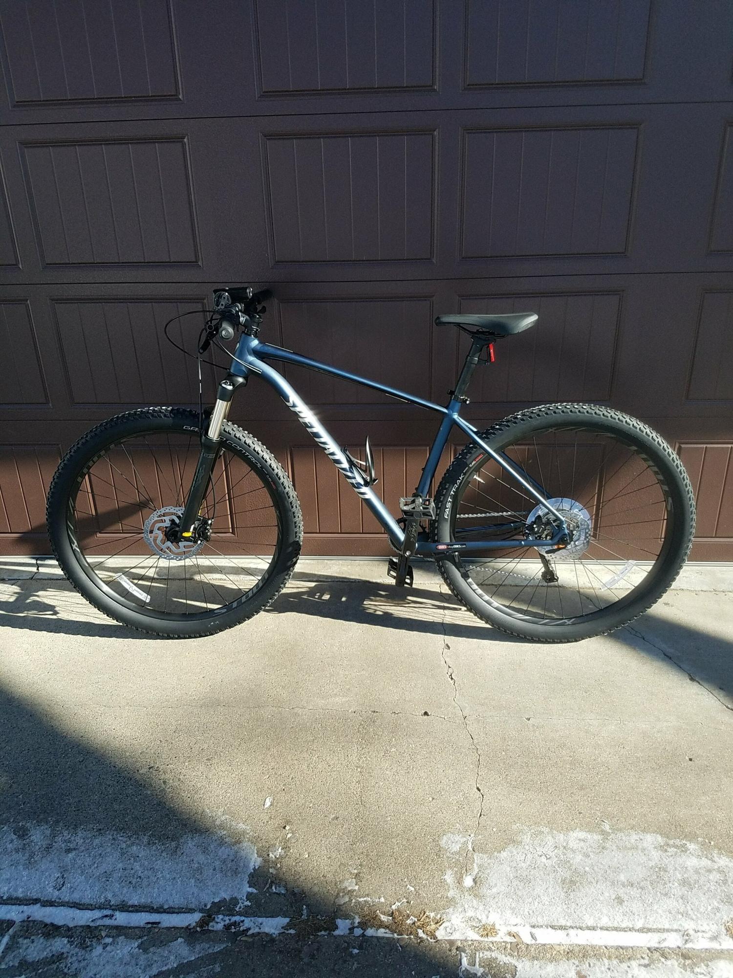 2019 Specialized Rockhopper Exp Blue