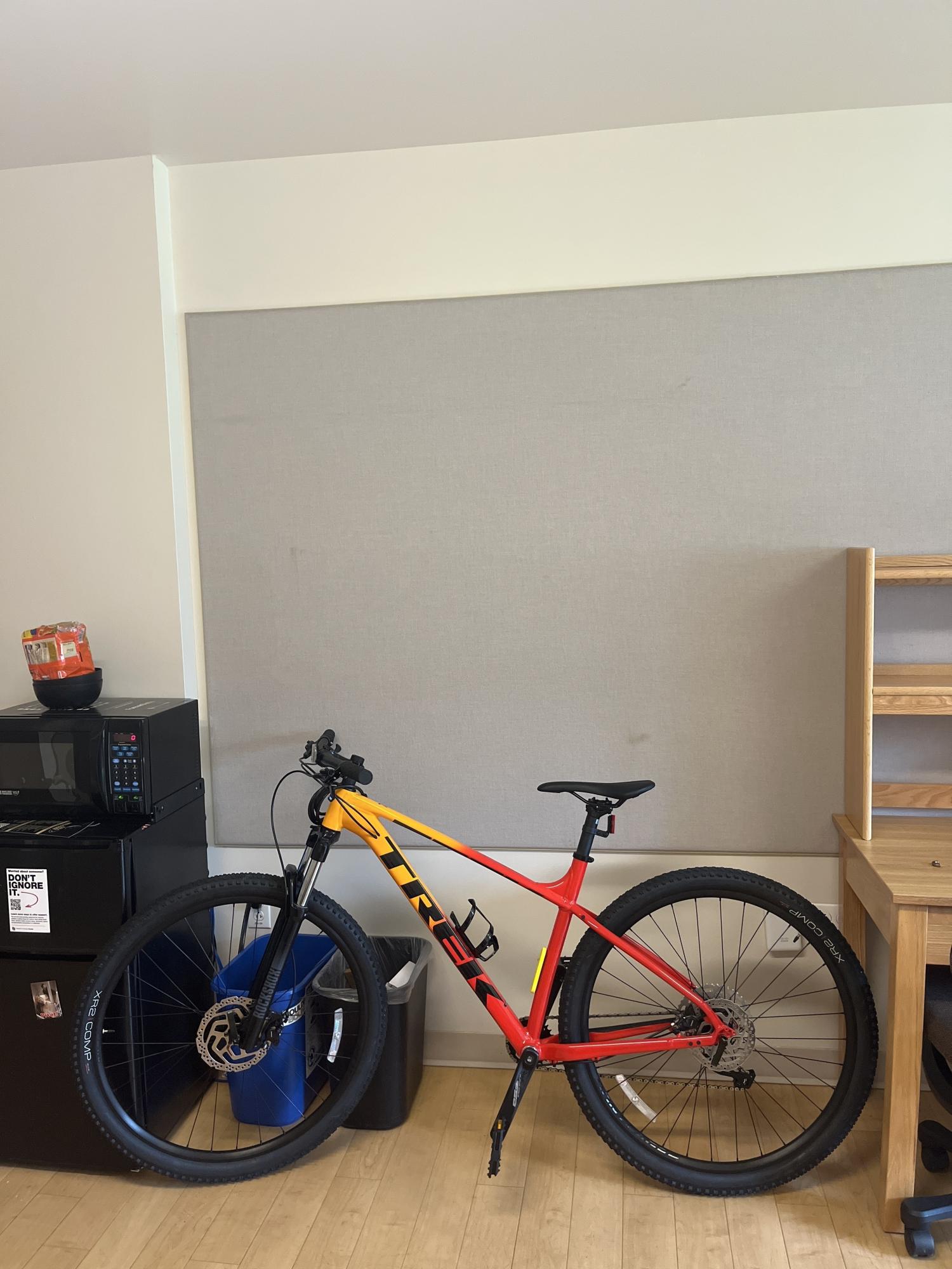 2023 Trek Marlin Red