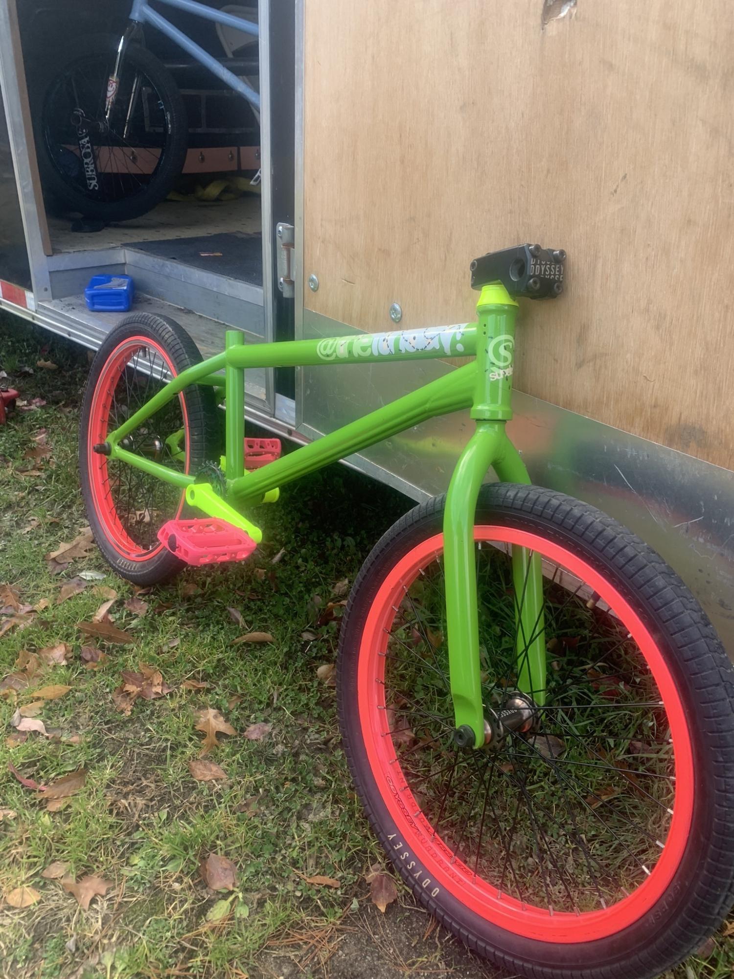 2011 Sunday Funday Aaron Ross Green, Pink, and Yellow or Gold