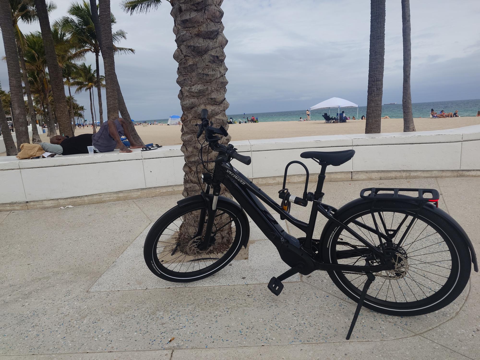 2022 Specialized Turbo Vado 4 Black