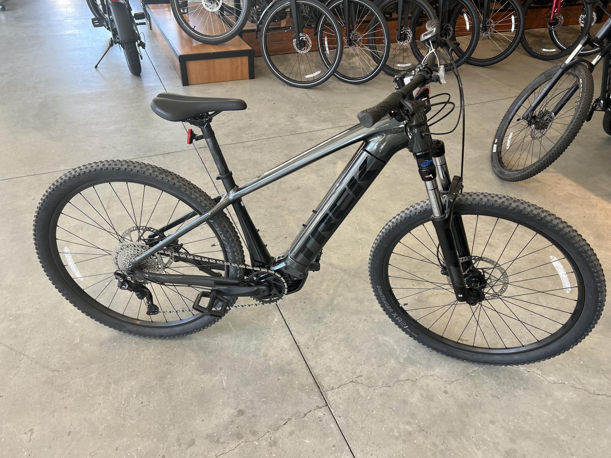 2023 Trek Powerfly 4 29inch hard tail Silver, gray or bare metal
