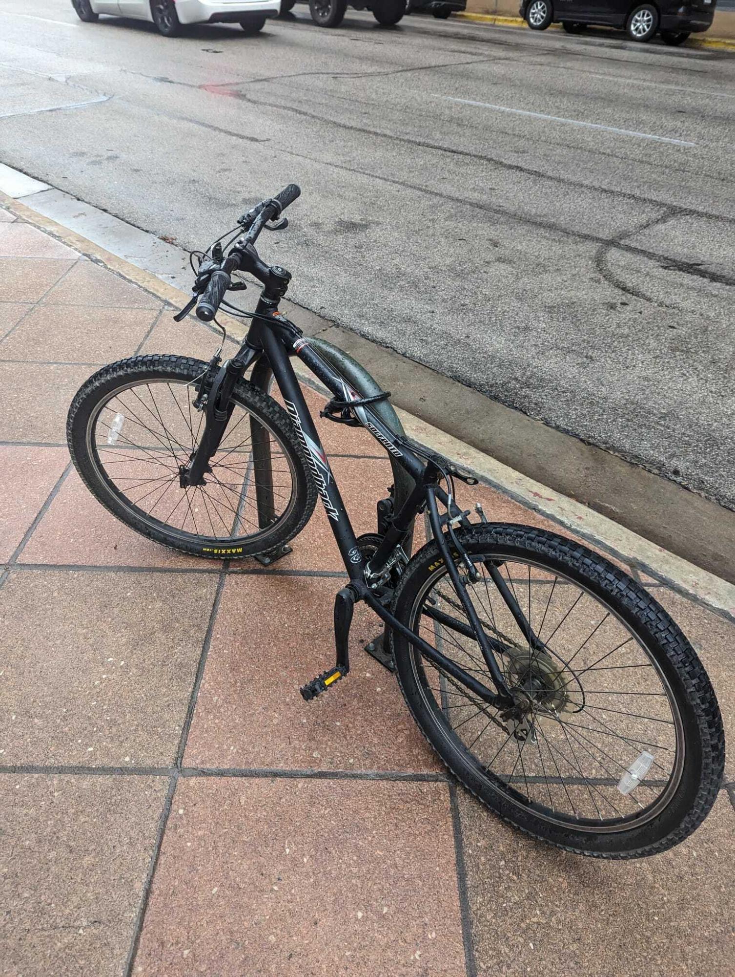 Diamondback Serrento Black