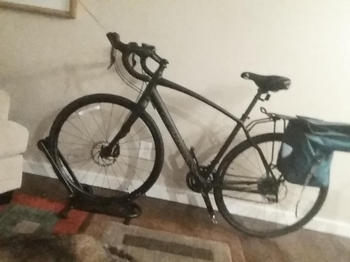 2016 Specialized Diverge Black