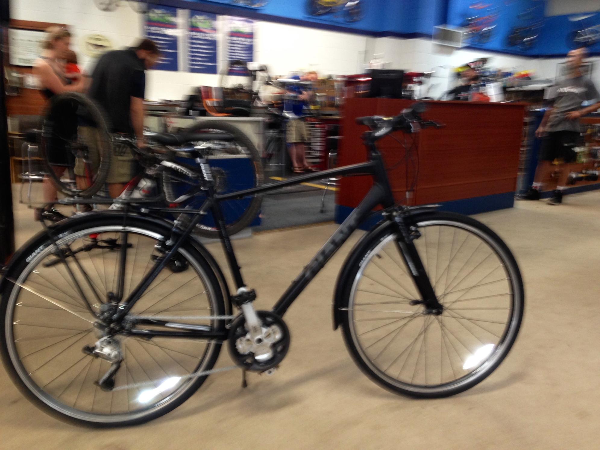 2013 Giant City Escape Black