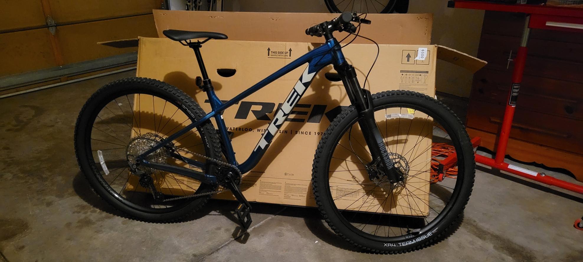 Trek Roscoe 7 Blue