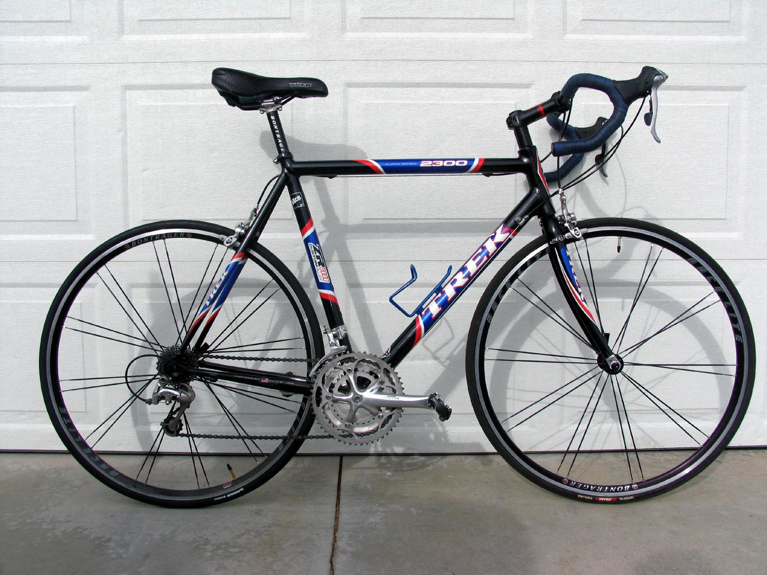 2001 Trek 2300  Black, Black, and White