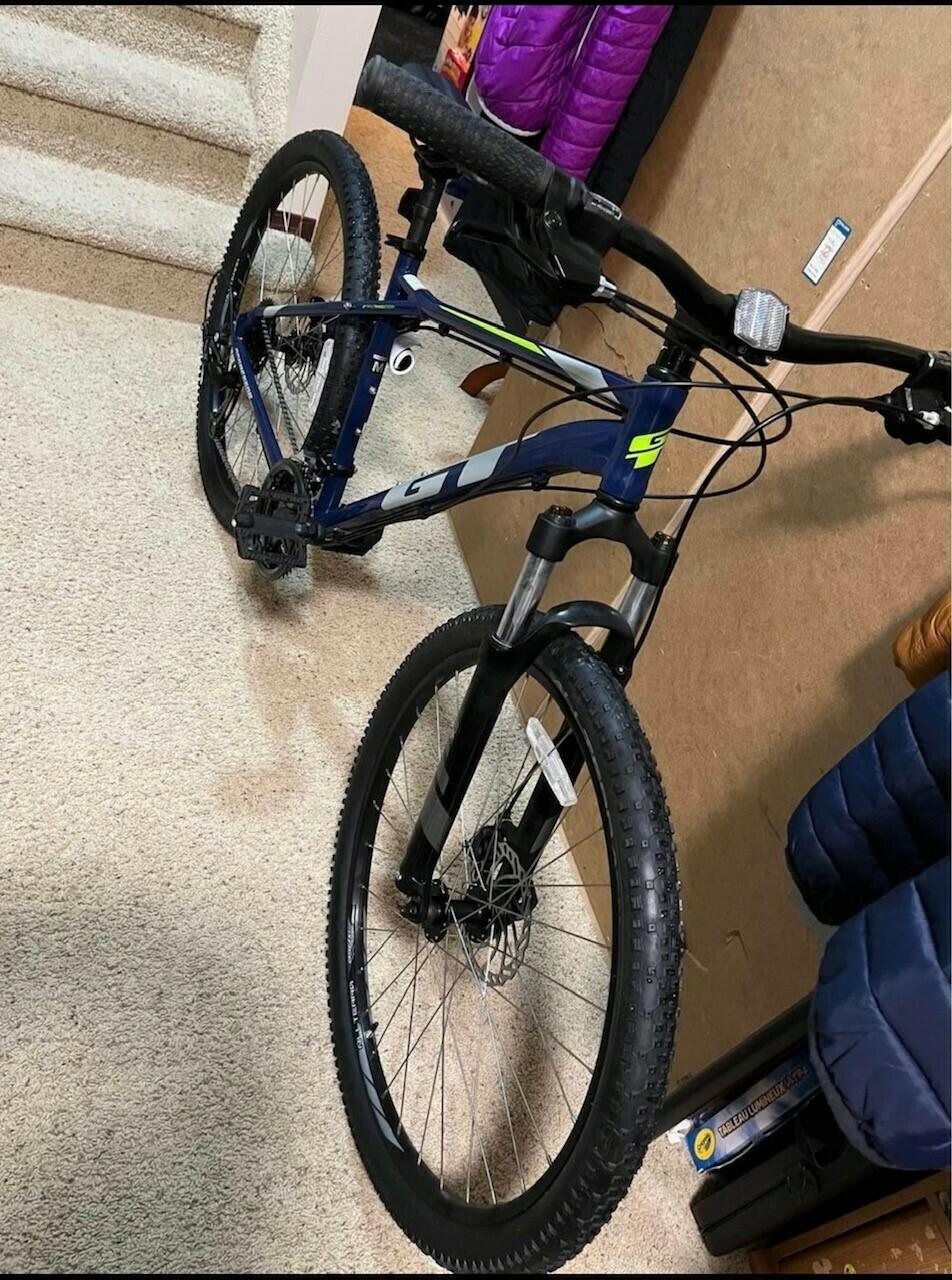 2023 GT Bicycles small Blue