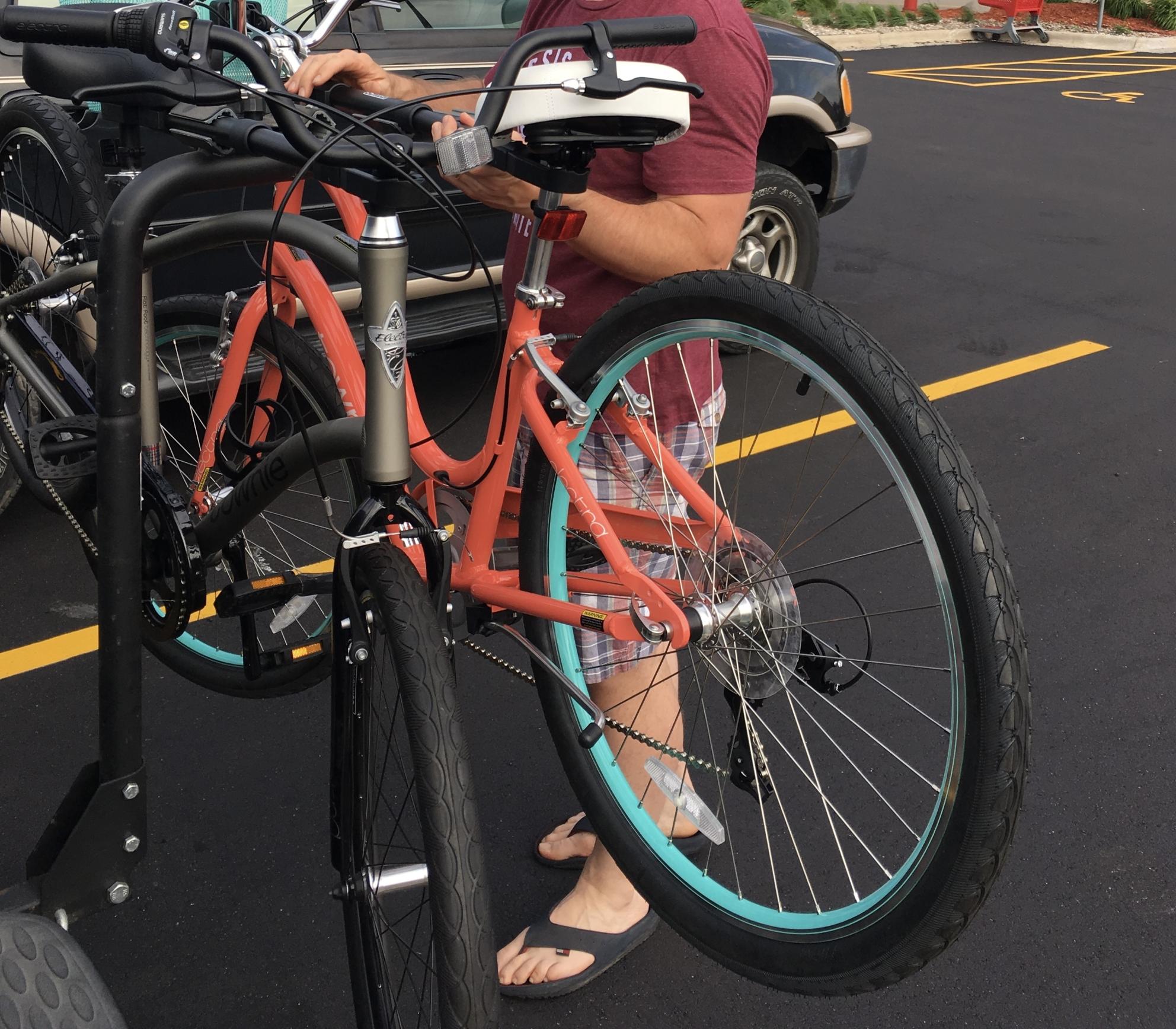 2016 Trek Townie Pink and Teal