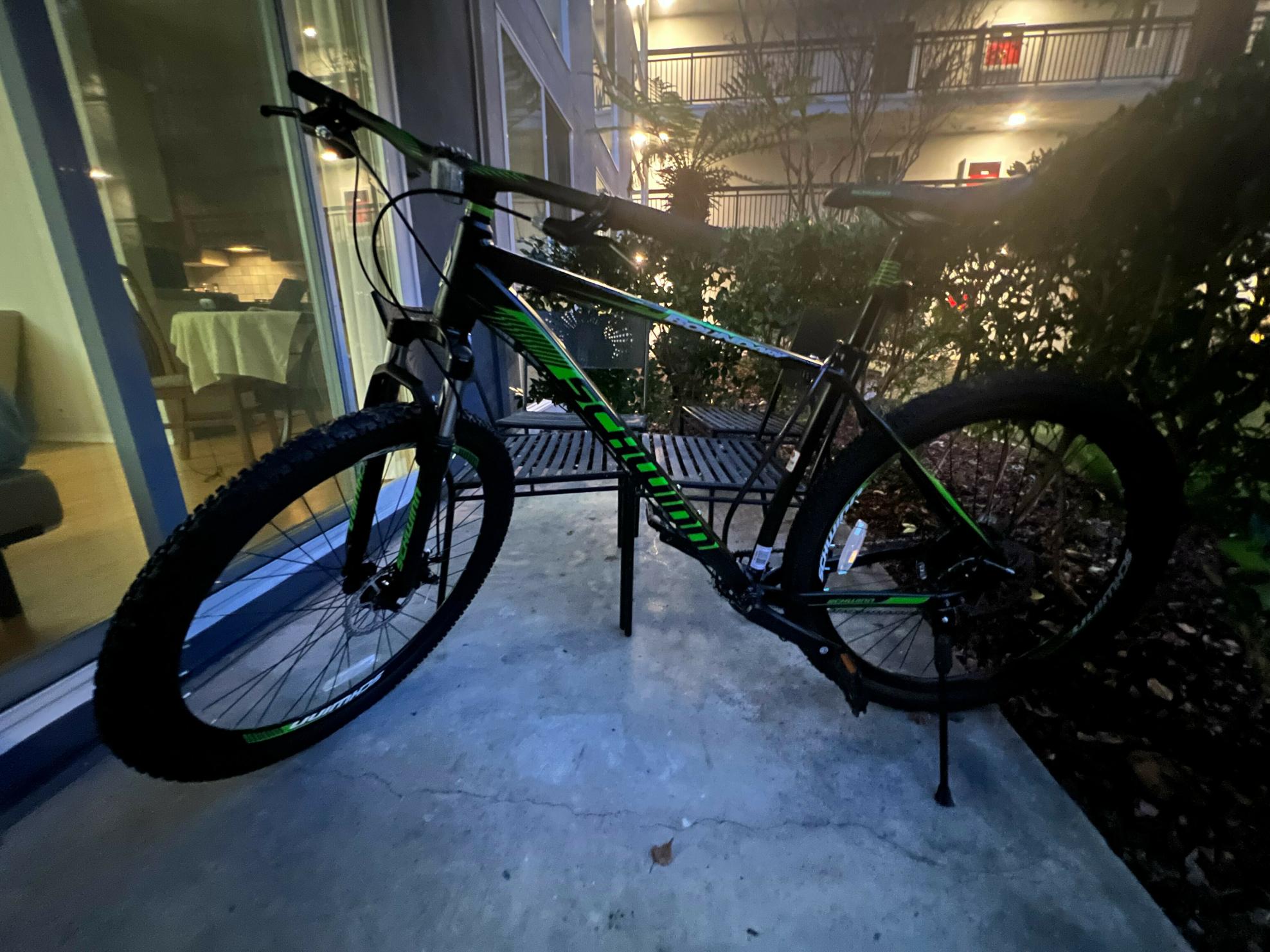 Schwinn Boundary Black and Green
