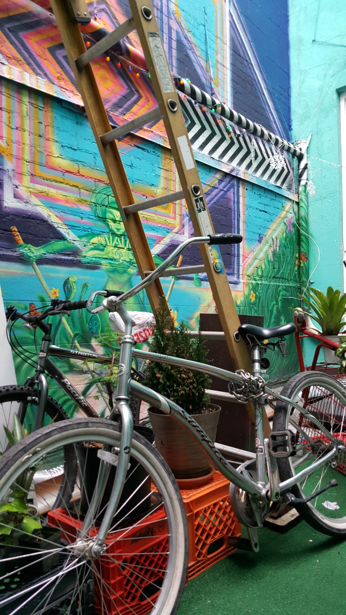 2012 Giant Simple Single (Black/Silver) Silver or Gray