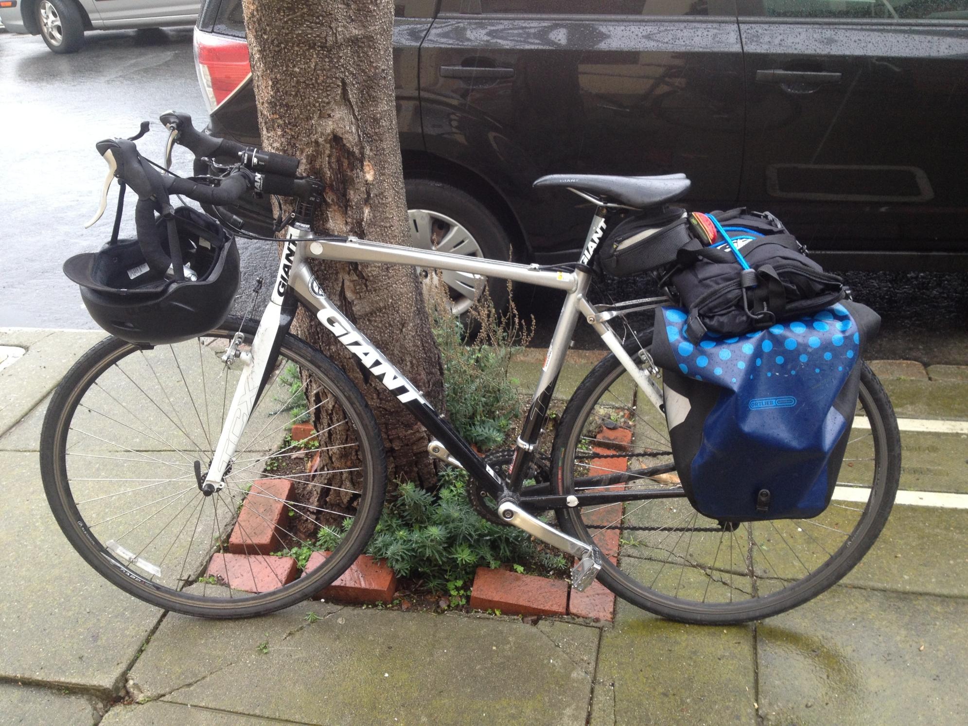 2010 Giant TCX 2 Silver or Gray