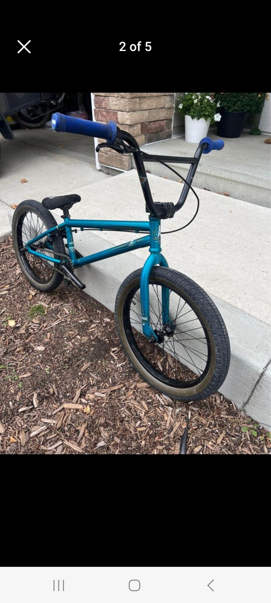 2012 WeThePeople Arcade Green and Black