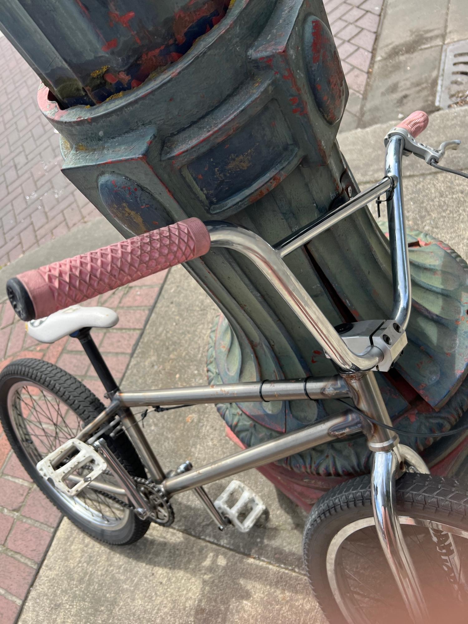 2015 S&M bikes Custom chrome 22inch bmx s&m frame. C... Silver, gray or bare metal