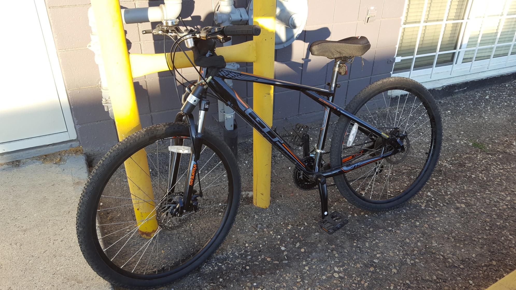 2015 GT Bicycles Agressor Black