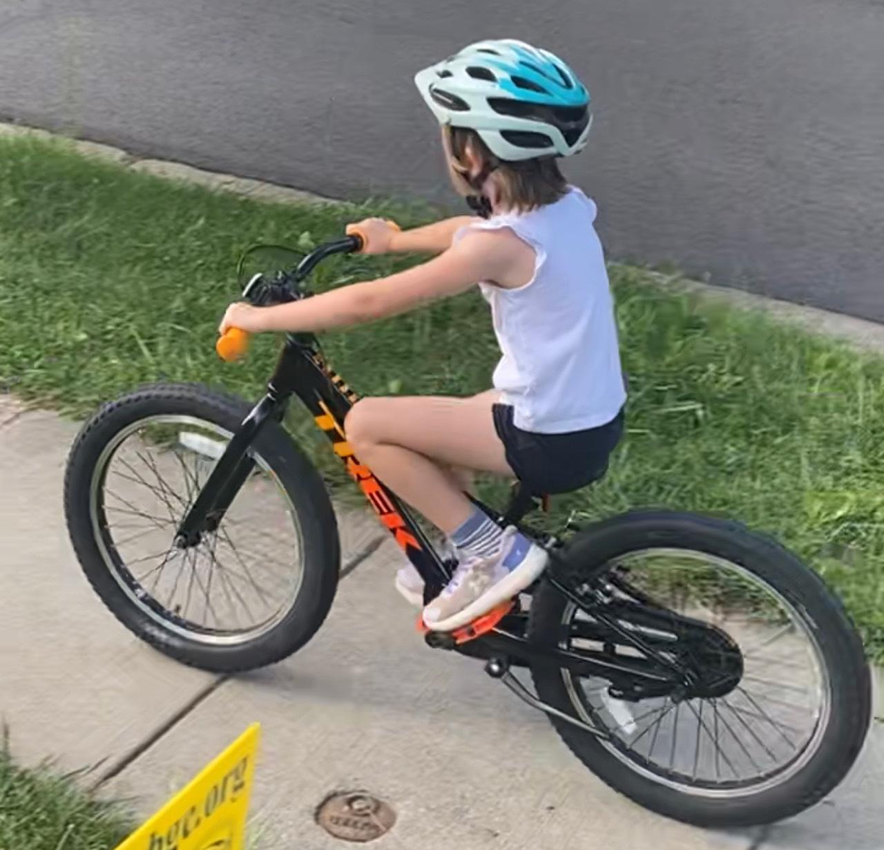 2023 Trek Black and Orange