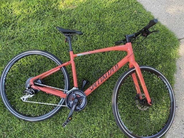2020 Specialized Sirrus 2.0 Orange and Black
