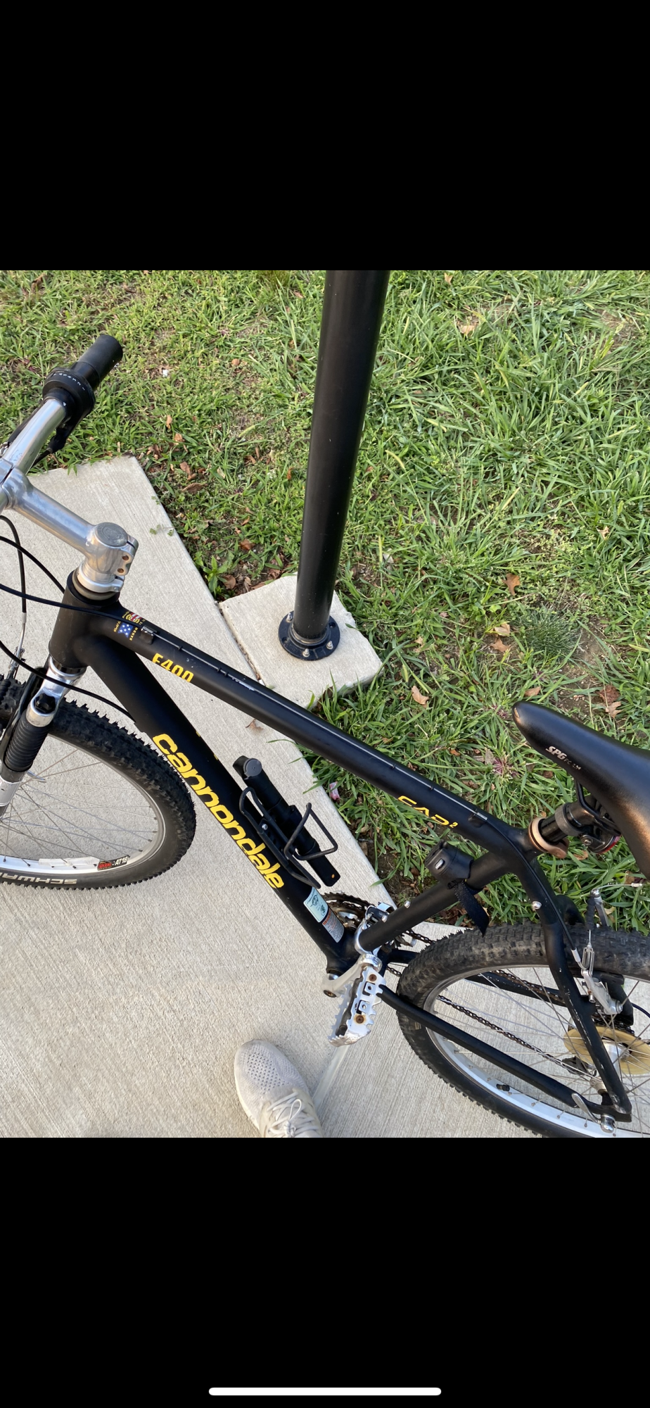 1999 Cannondale F400 CAD2 Black and Yellow or Gold