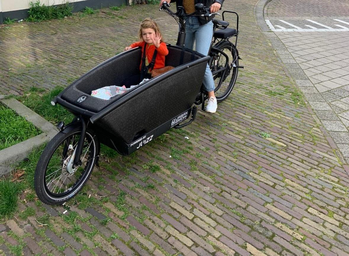 2019 Urban Arrow Family Black Bosch Active Plus Black