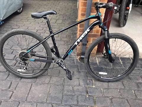 2015 Trek DualSport (DS) Black and Blue