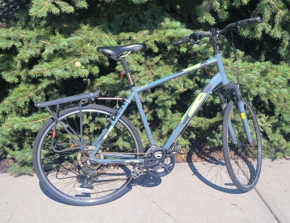 2023 Diadora Arezzo Silver, gray or bare metal and Green