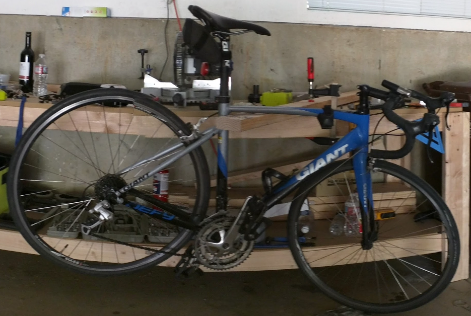 2010 Giant Defy 3 Blue and Silver, gray or bare metal