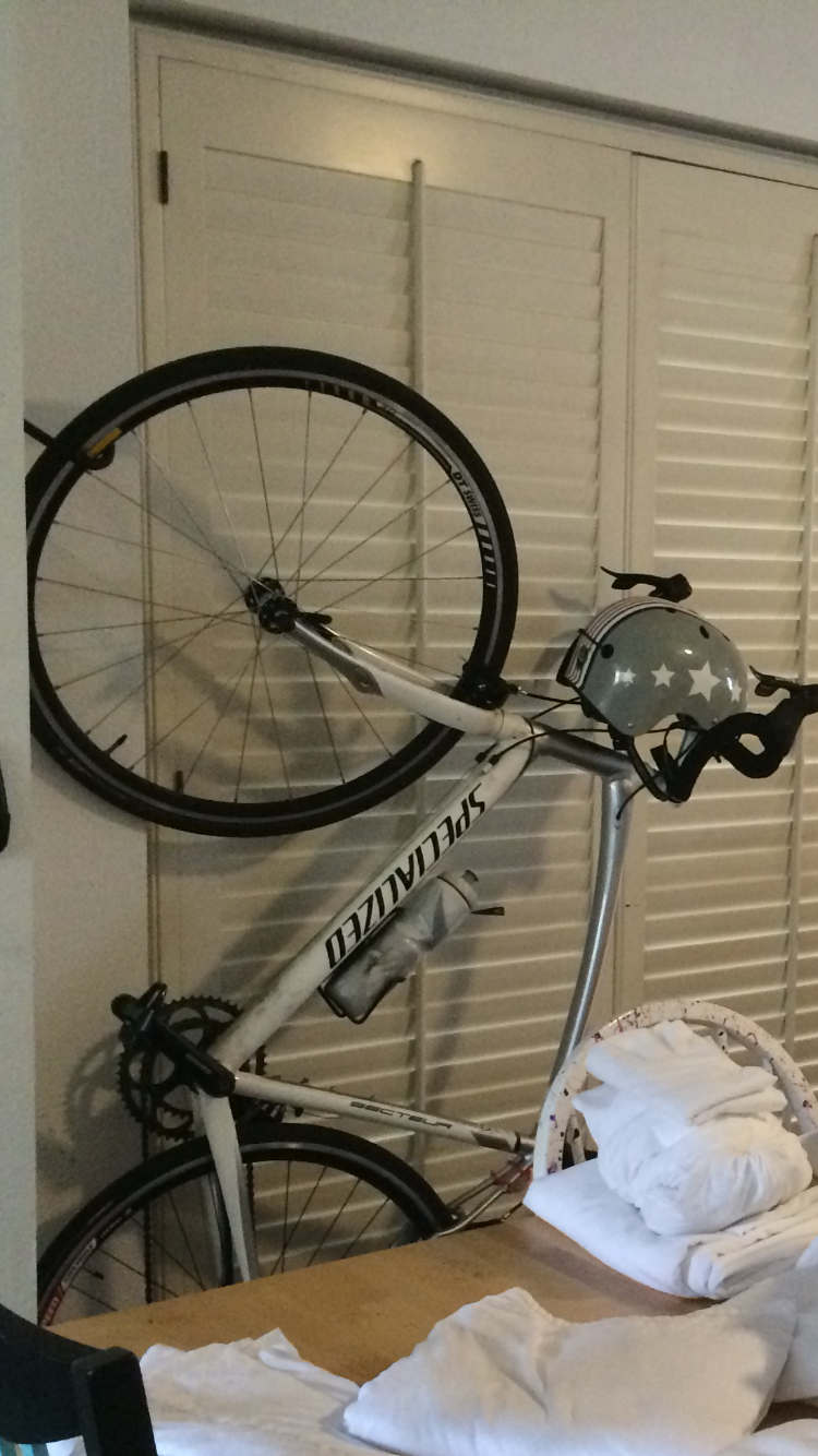 Specialized Secteur Elite Compact White and Silver or Gray