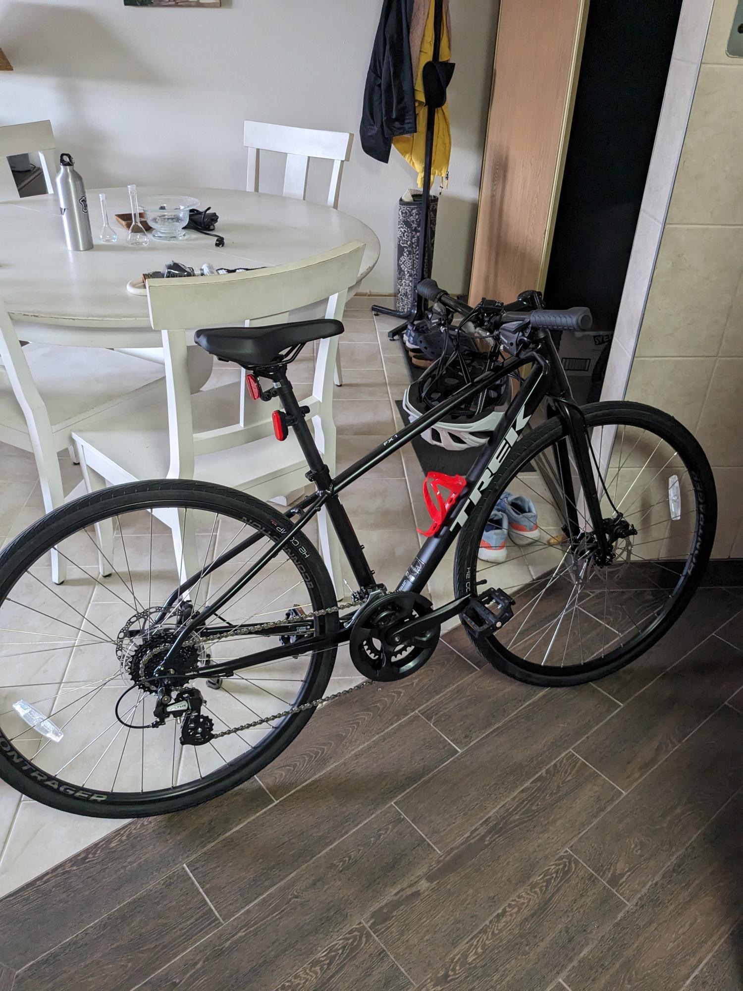 2023 Trek FX 1 Disc Black