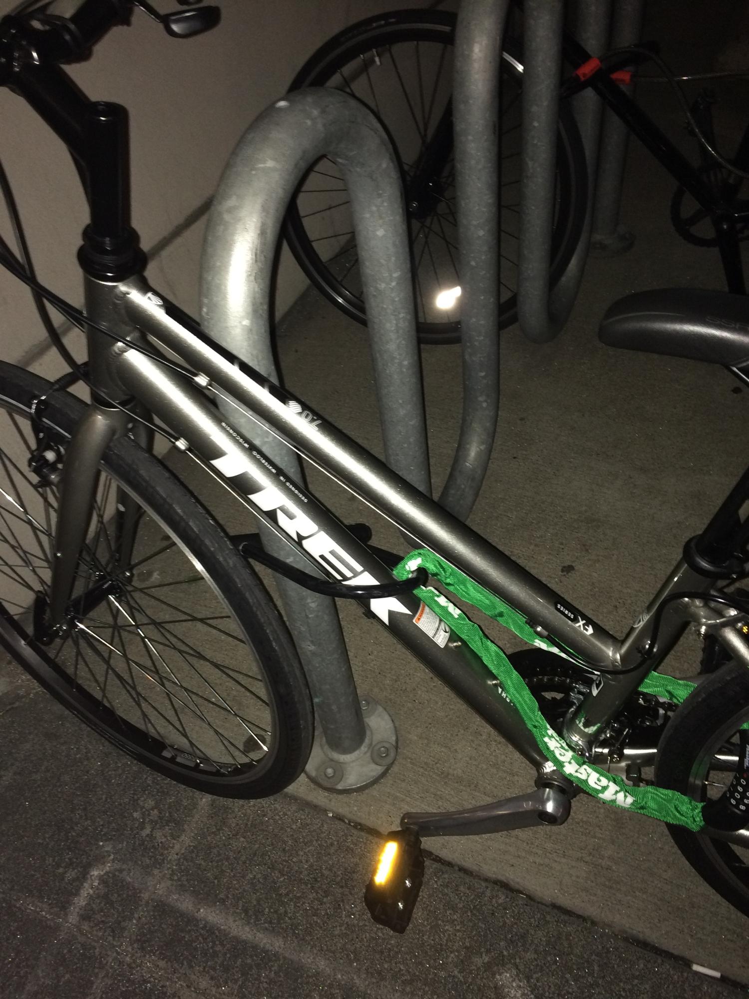 2016 Trek 7.0 FX Stagger Silver or Gray