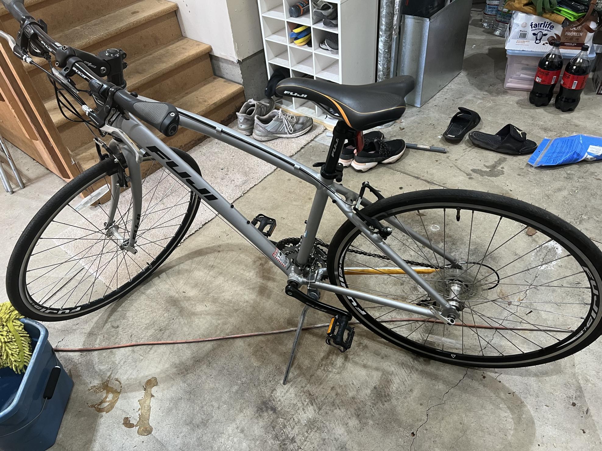 2013 Fuji Absolute 3.0 Silver, gray or bare metal