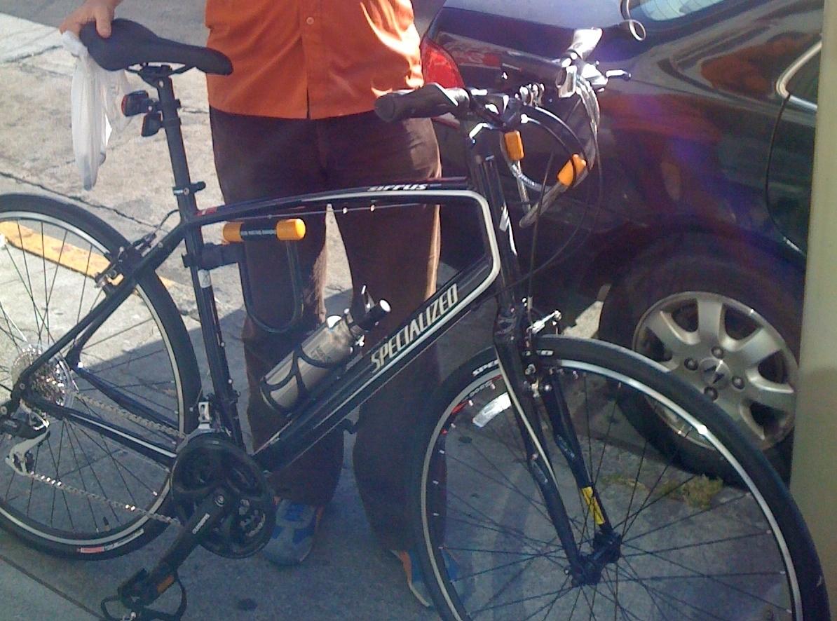 2009 Specialized 10 Sirrus Sport  Blue