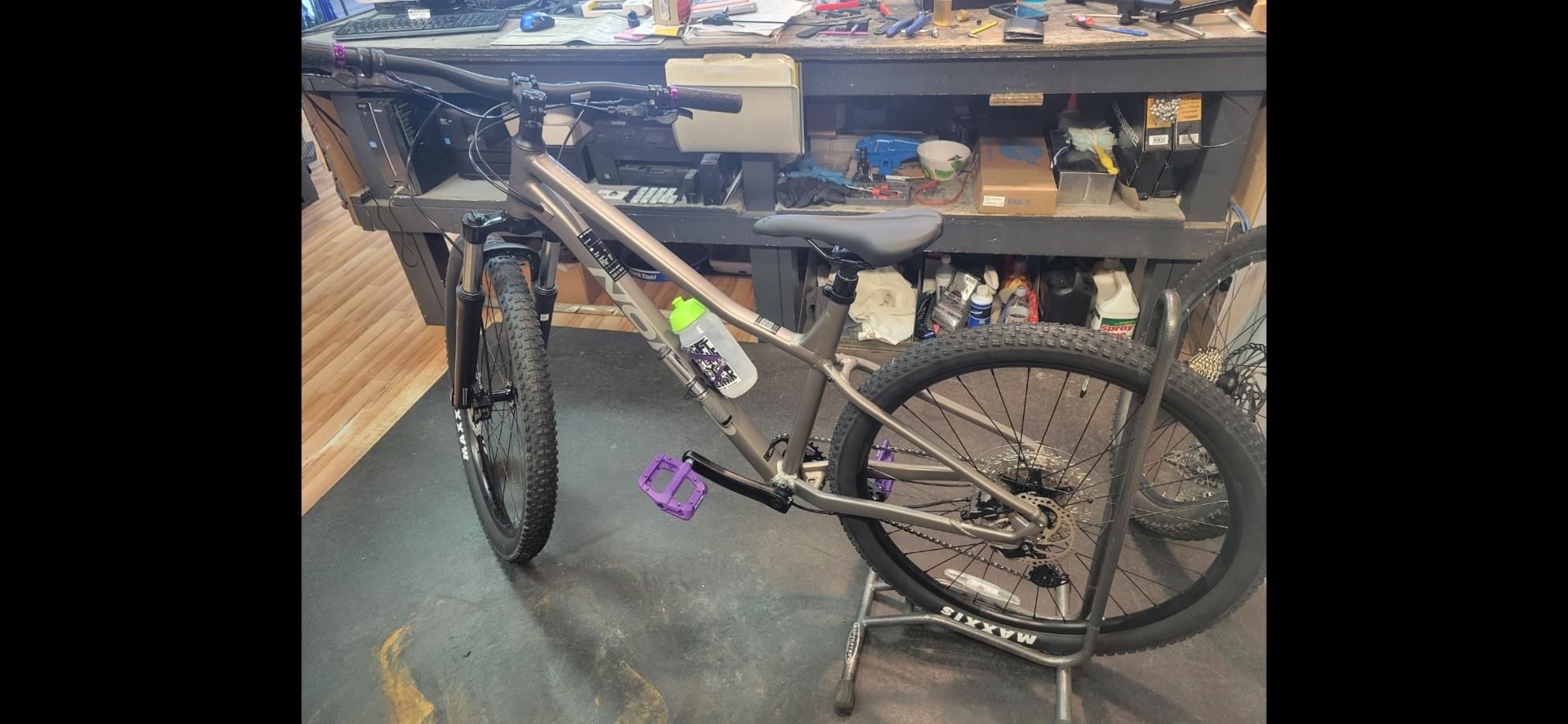 2023 Norco Bikes Storm 1 Silver, gray or bare metal