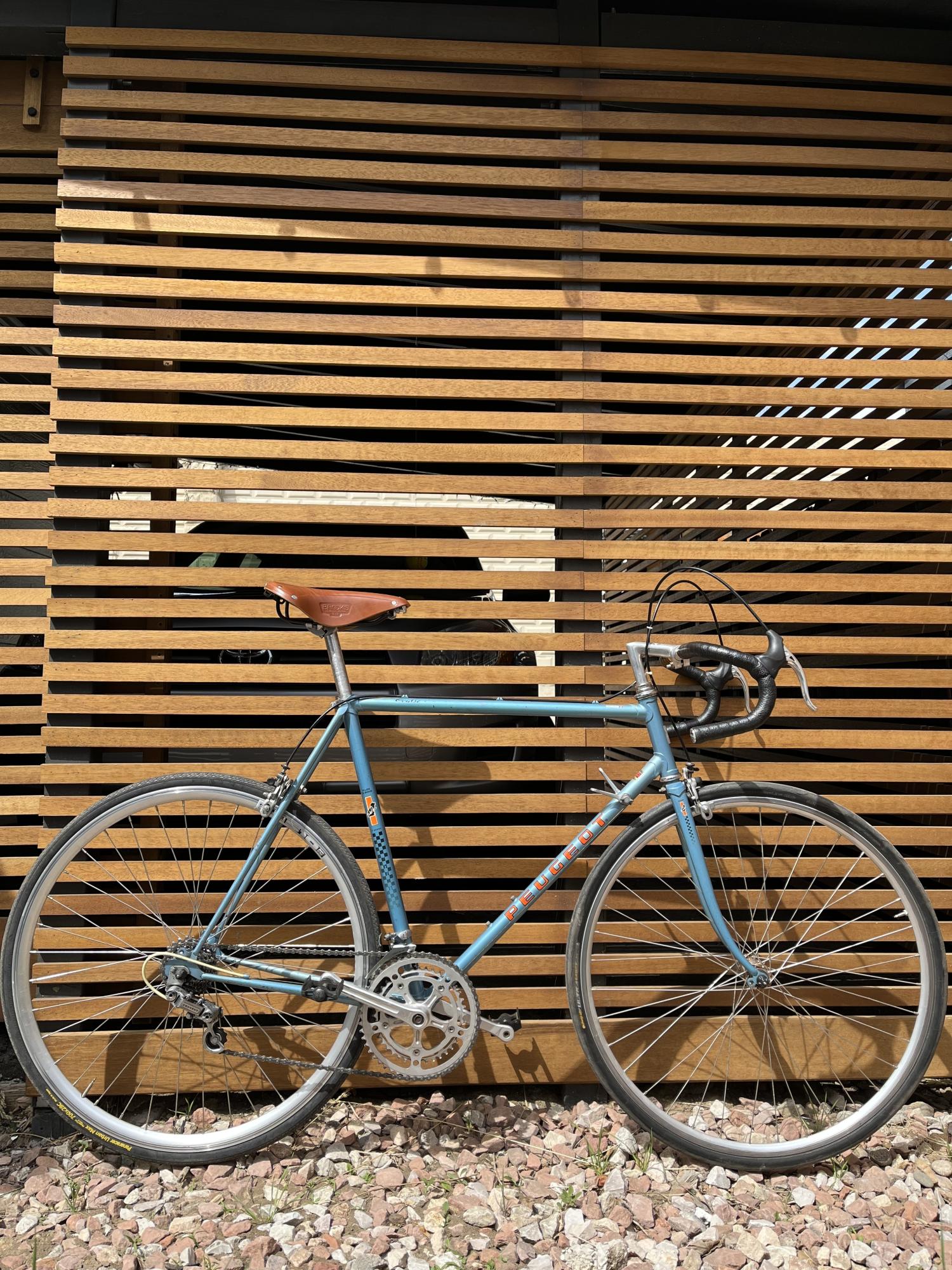 Peugeot 70’s Steel road bike Blue and Orange