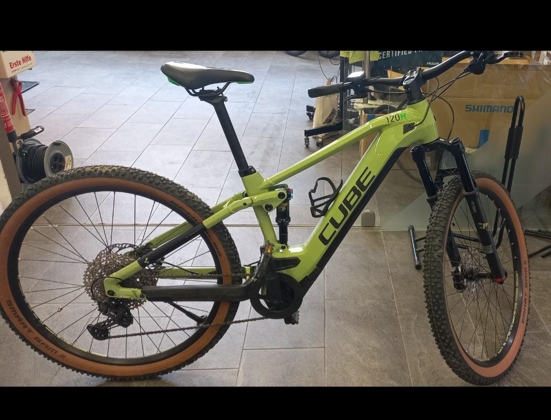 2022 Cube Cube Stereo Hybrid 120 Race green'n'f... Green