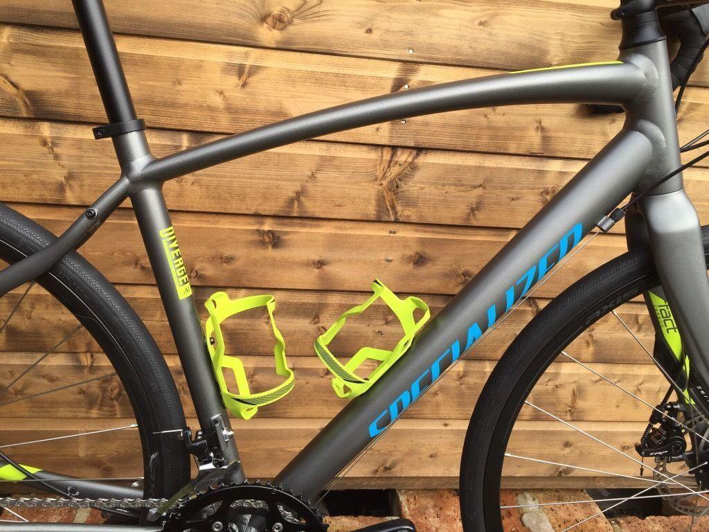 2015 Specialized Diverge Silver or Gray, Green, and Blue