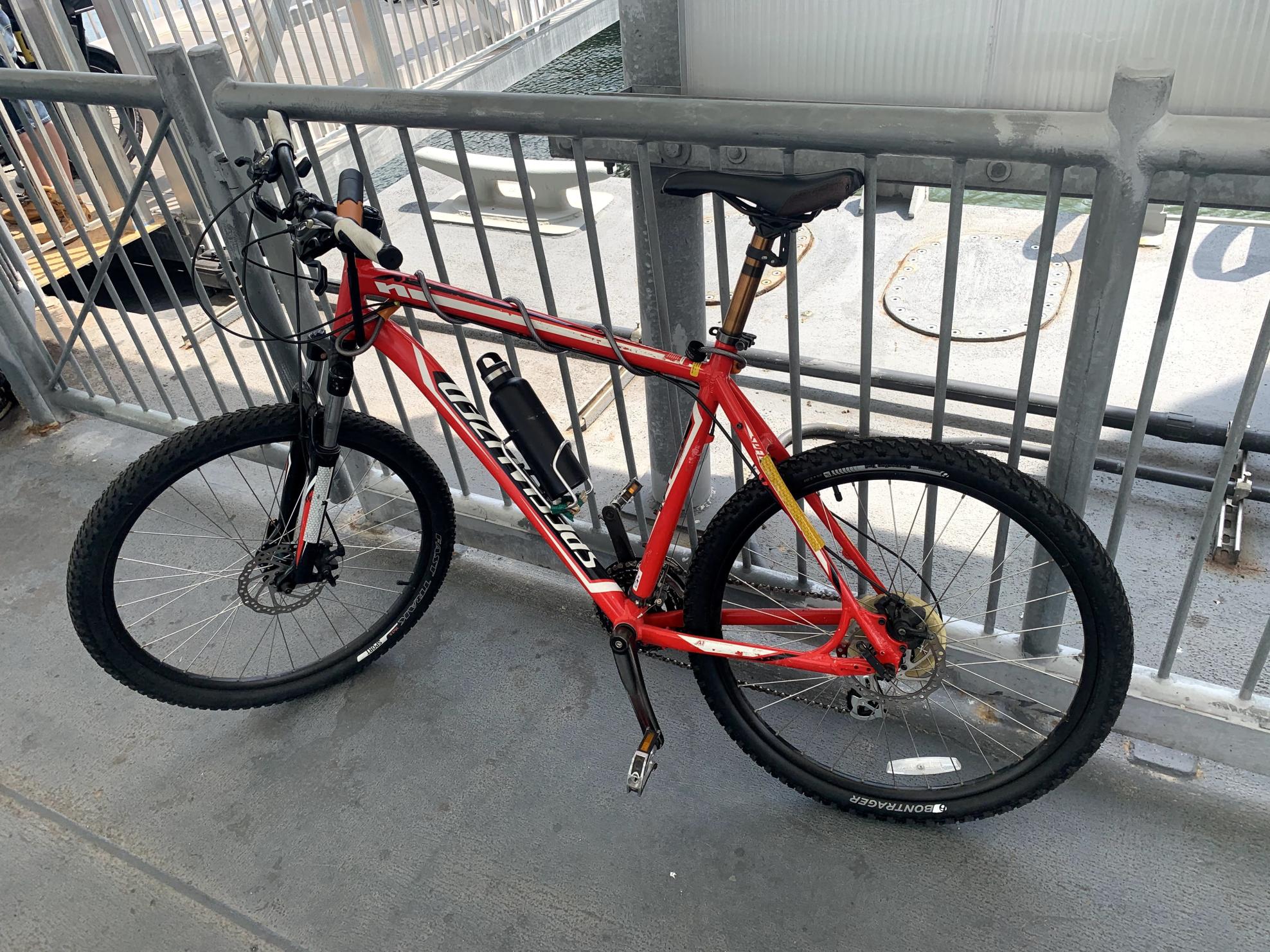 2013 Specialized Hardrock Disc 26 Red