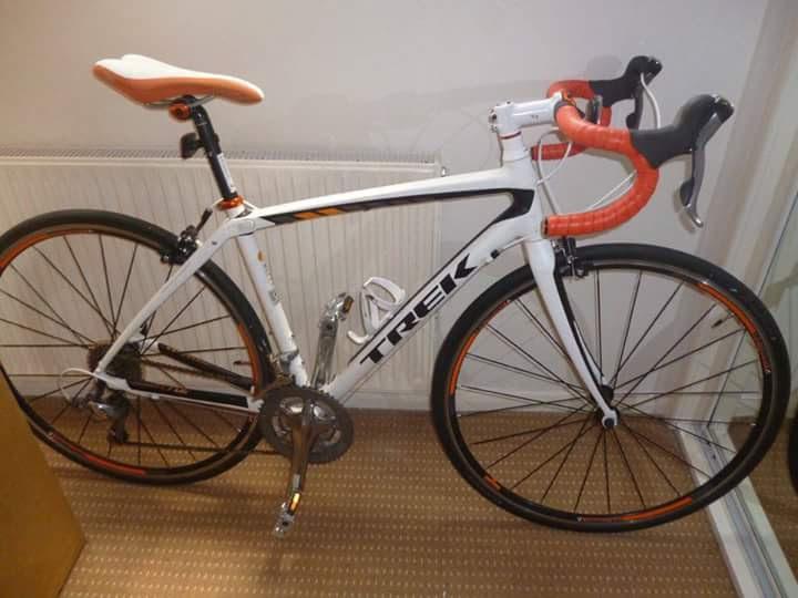 2014 Trek Domane 2.0 (Compact or Triple) White, Orange, and Black
