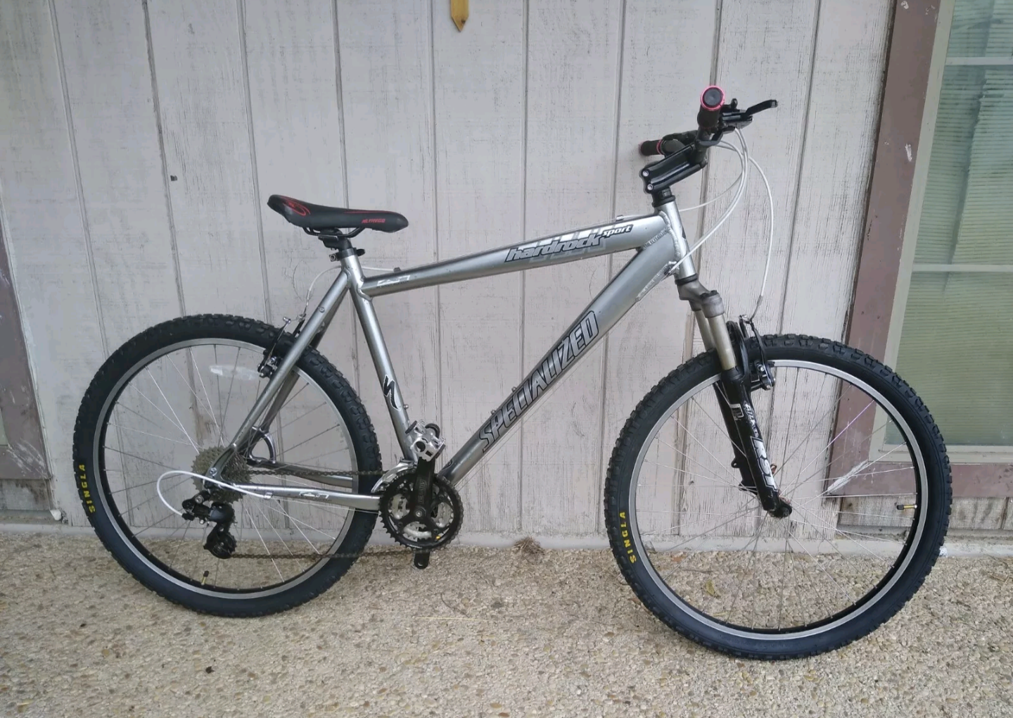 Specialized rockhard Silver, gray or bare metal