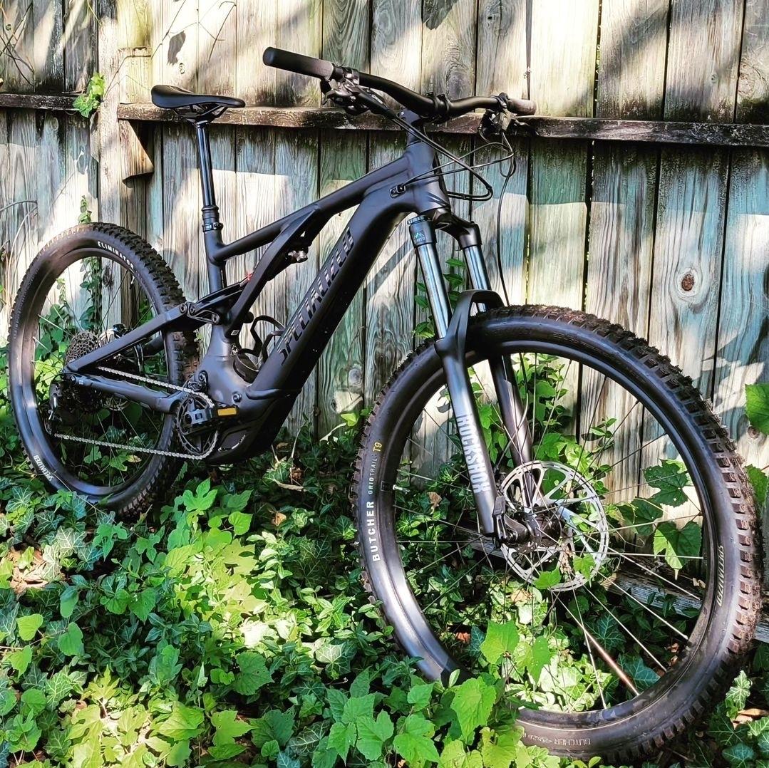 2022 Specialized Turbo Levo Black