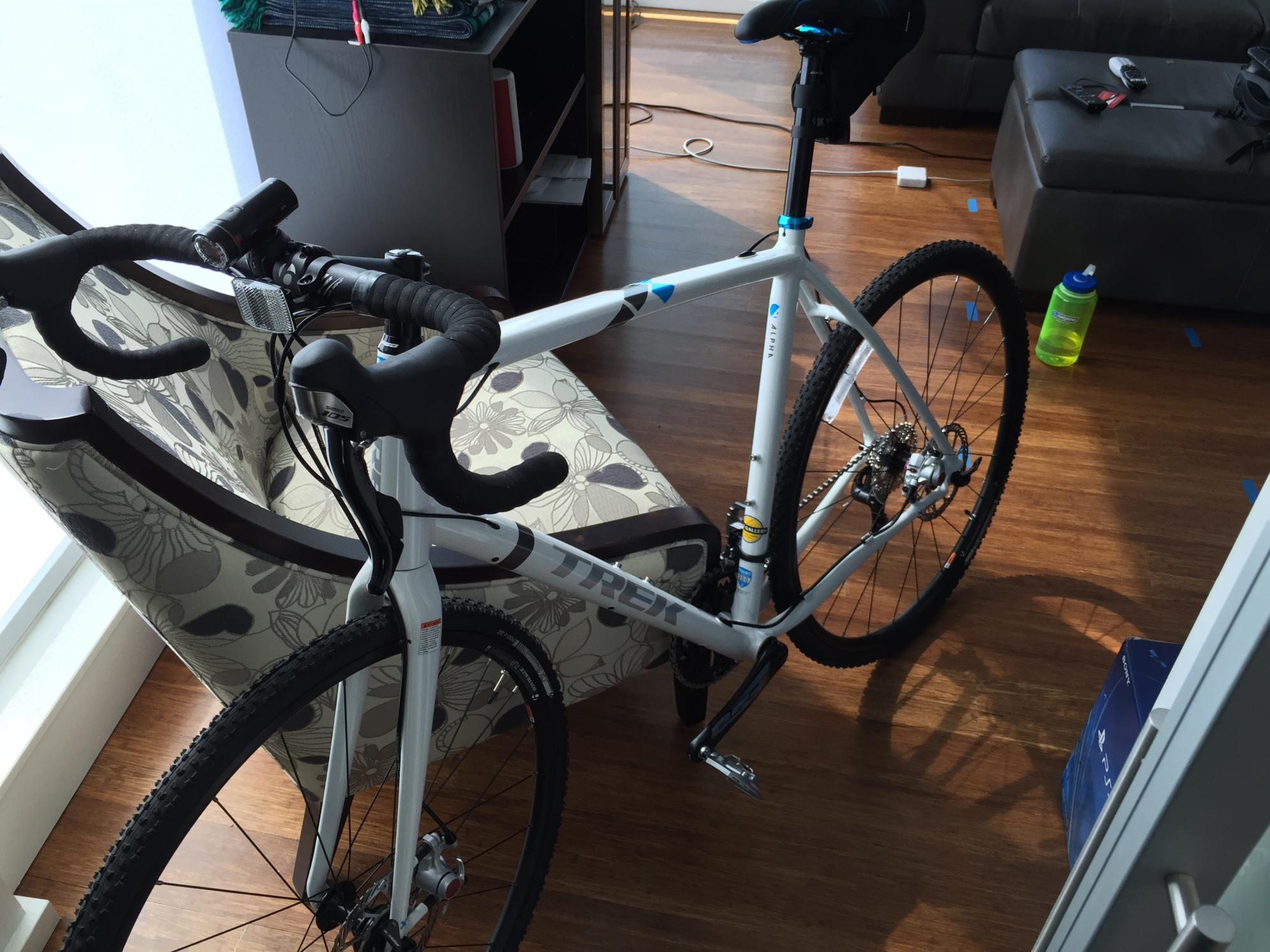 2015 Trek Crockett 5 White and Blue