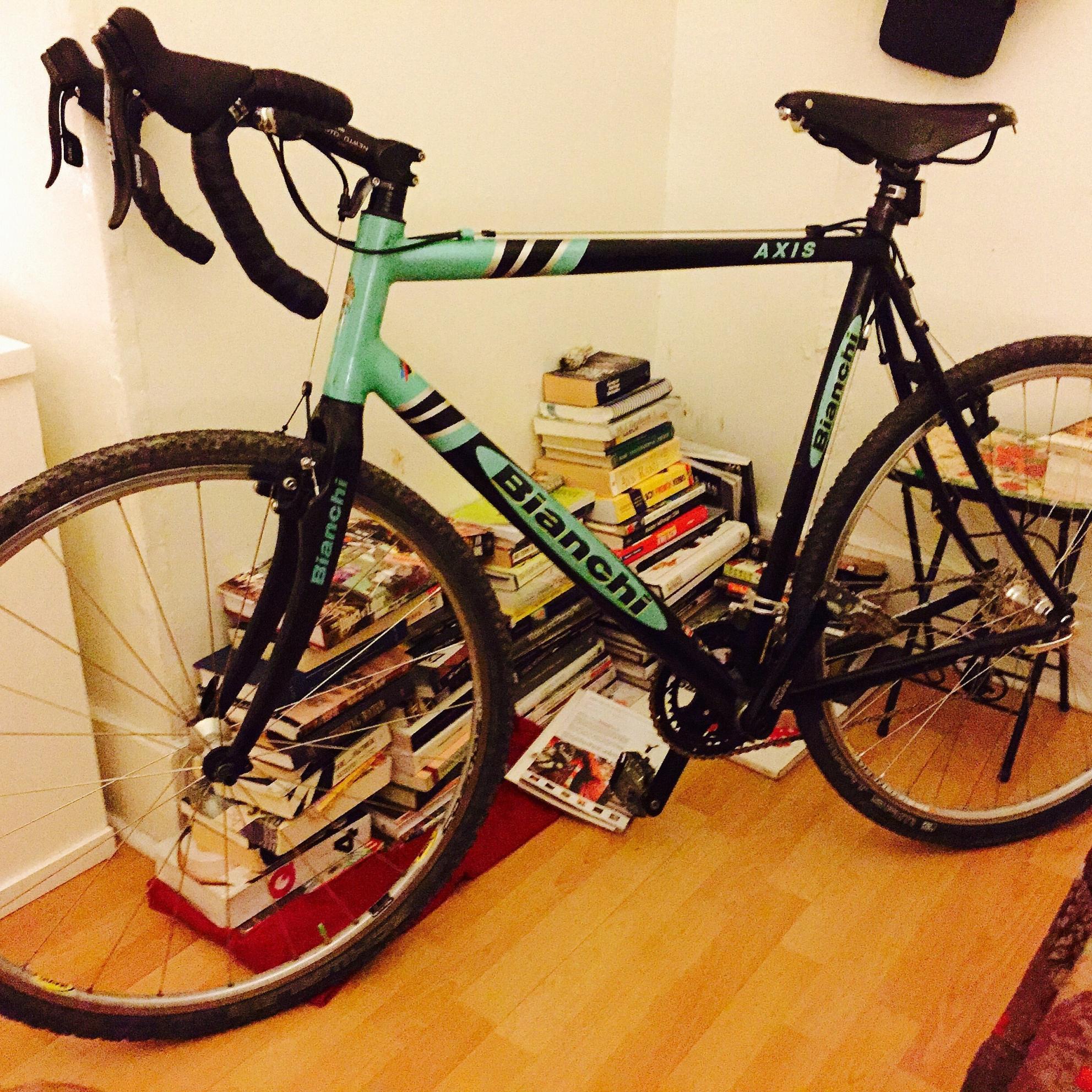 2005 Bianchi Axis Black