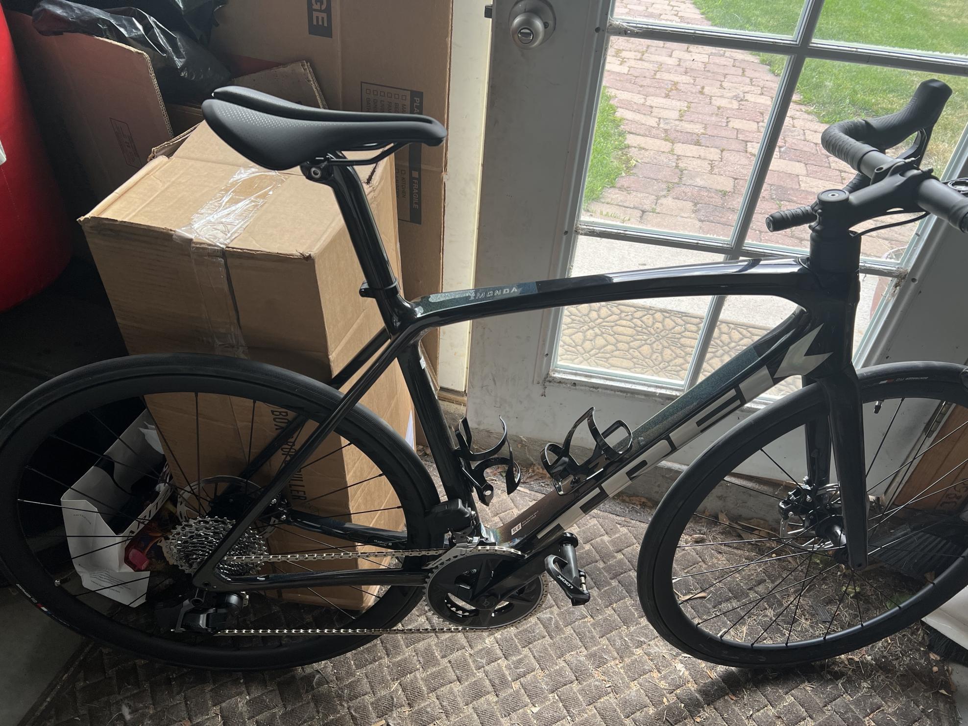 2024 Trek Madone Blue