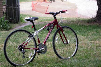 2010 Schwinn Sporterra  Red