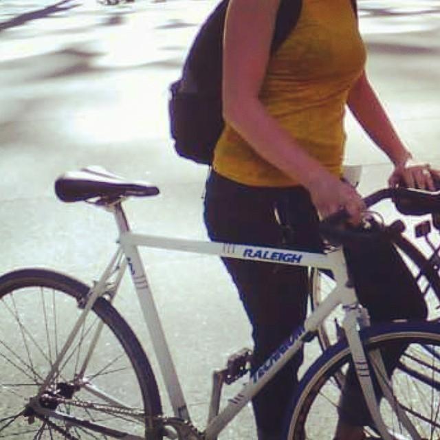 Raleigh Technium White