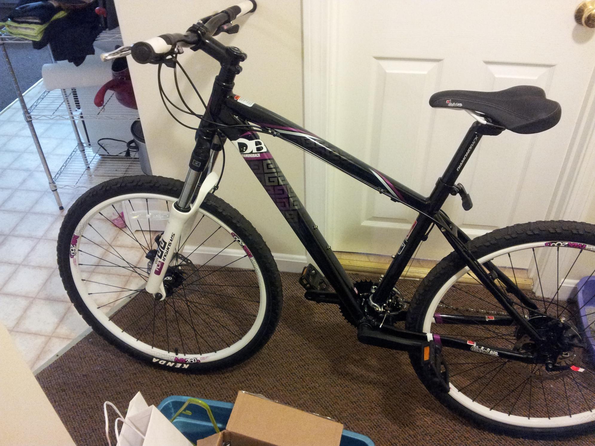 2015 Diamondback womens Black, Purple, and White